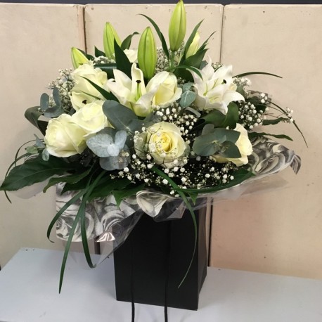 White rose and lily bouquet